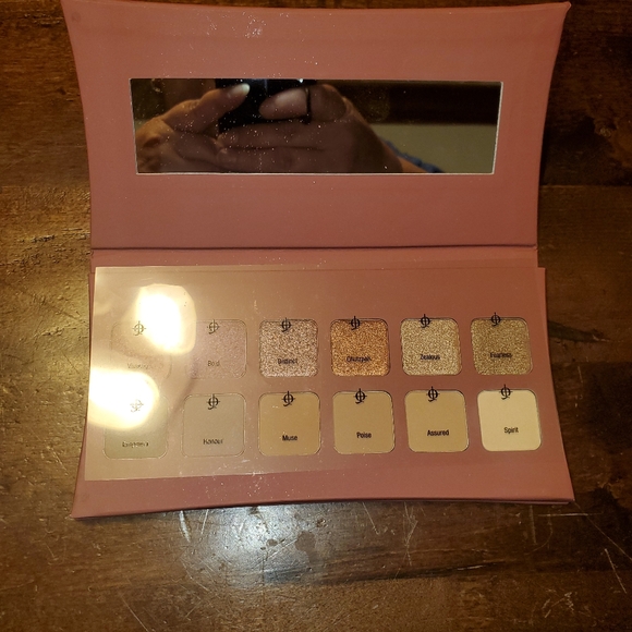 Illamasqua 12 color eye shadow set. NEW - Picture 1 of 7